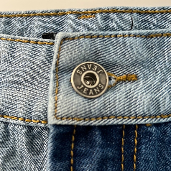 Color Block mini jean skirt by Momokrome from NastyGal - Picture 3 of 6